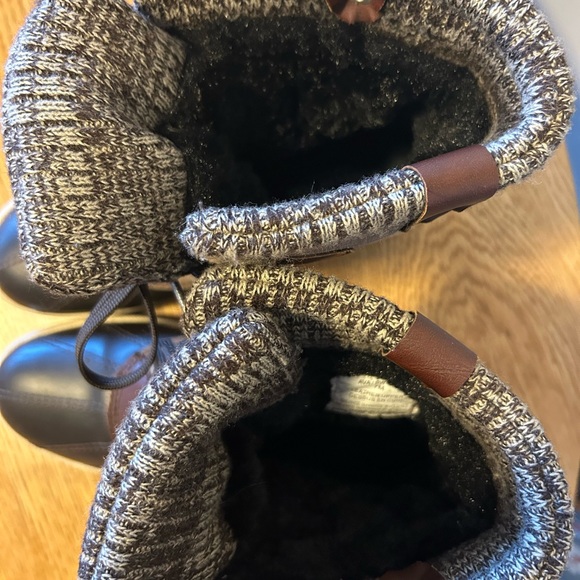 London Fog Women’s Winter Boots - Picture 7 of 8